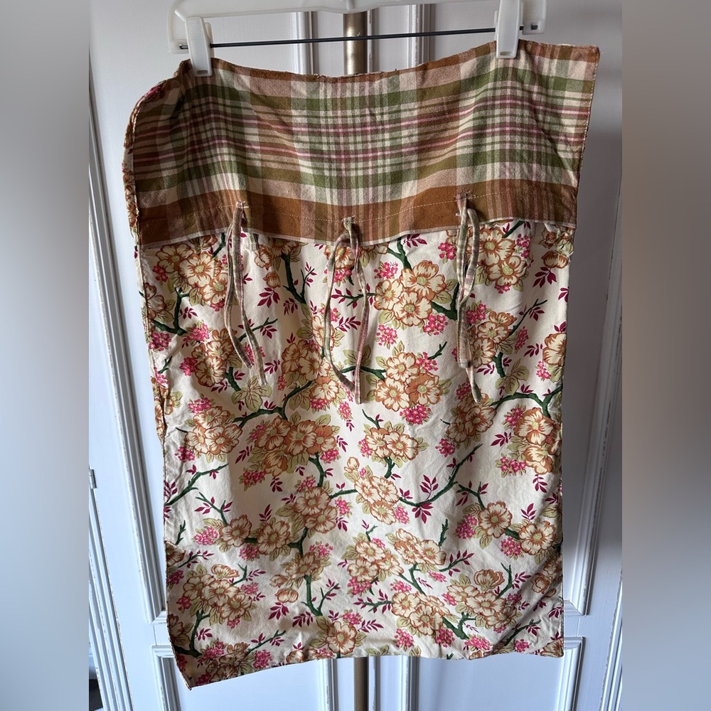 Vintage April Cornell Floral and Plaid Pillow Sham Set (2)